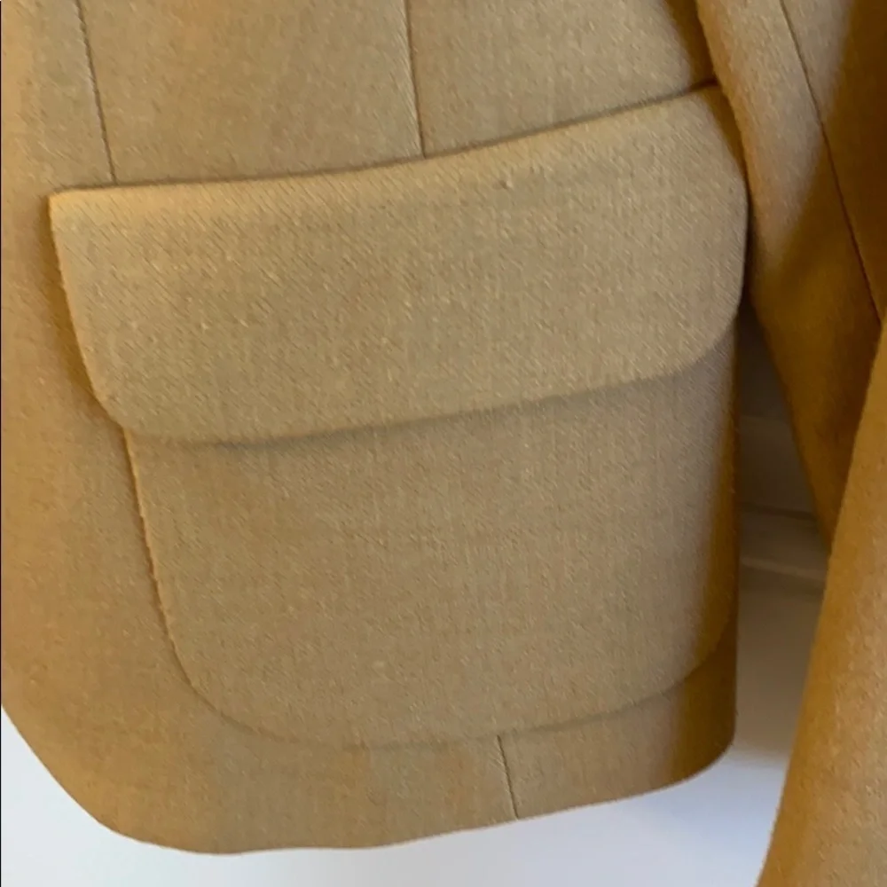 Loft Jacket - Picture 3 of 6